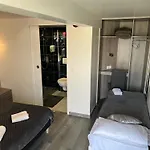 Fasthotel Roissy - Hotel