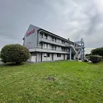Fasthotel Roissy - Hotel