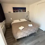 Fasthotel Roissy - 2* Saint-Witz