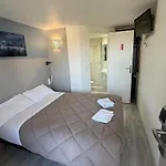 Fasthotel Roissy - Saint-Witz