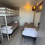 Fasthotel Roissy - 2* Saint-Witz