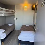 Fasthotel Roissy - 2*
