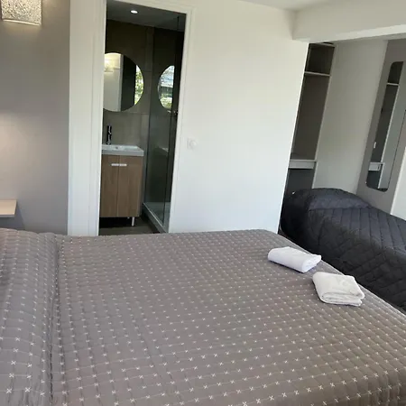 Fasthotel Roissy - Otel 2*