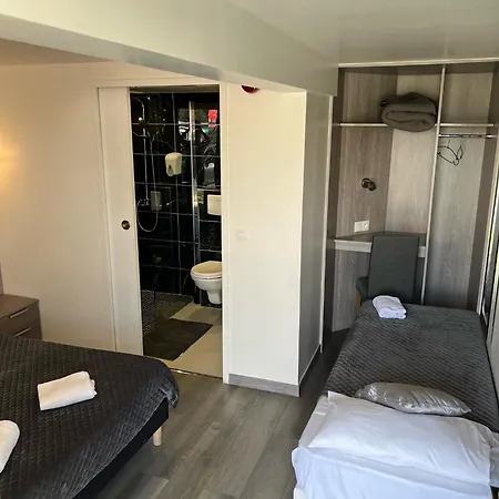 Fasthotel Roissy - Hotel