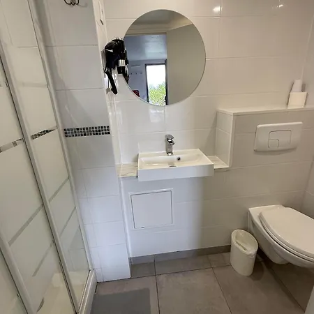 فندق Fasthotel Roissy - 2*