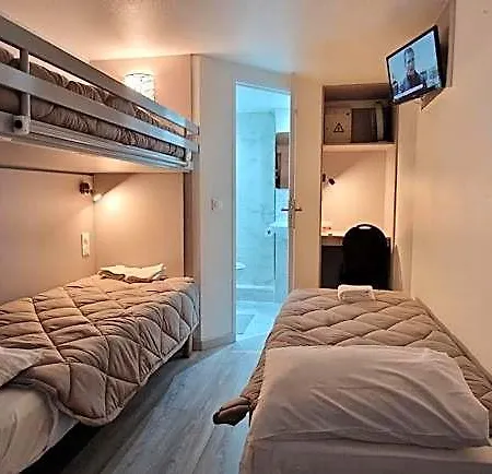 Hotel Fasthotel Roissy - 2*