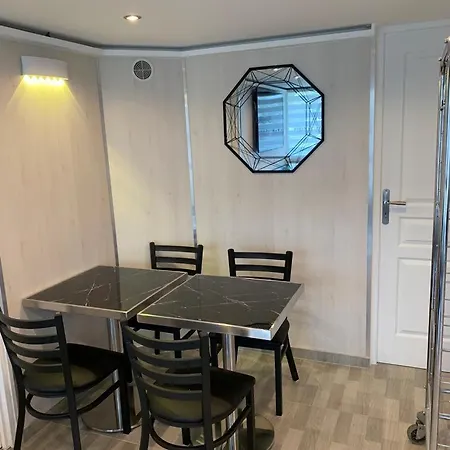 酒店 鲁瓦西法斯特酒店 -