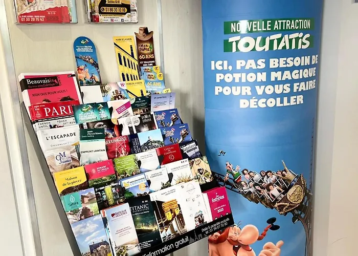 Fasthotel Roissy - 호텔