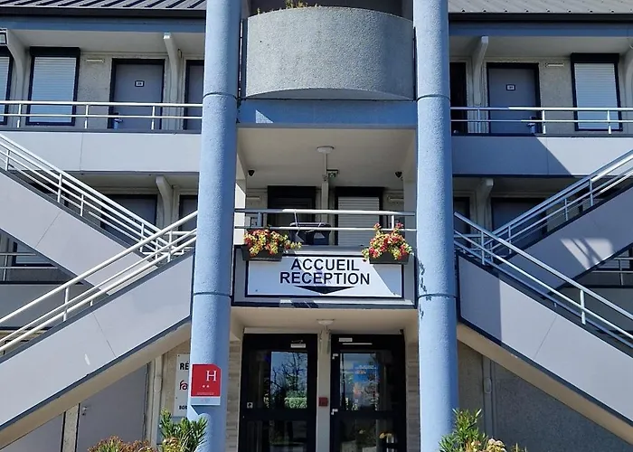 Fasthotel Roissy - 생비츠